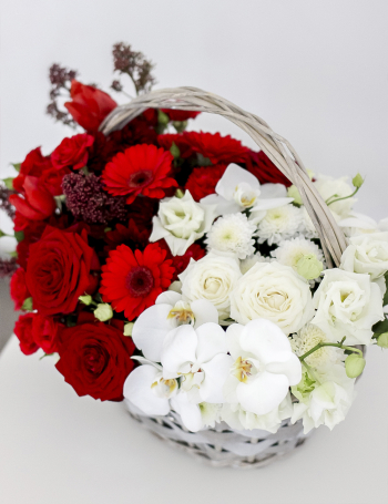 Корзина в цветовой гамме RED&WHITE